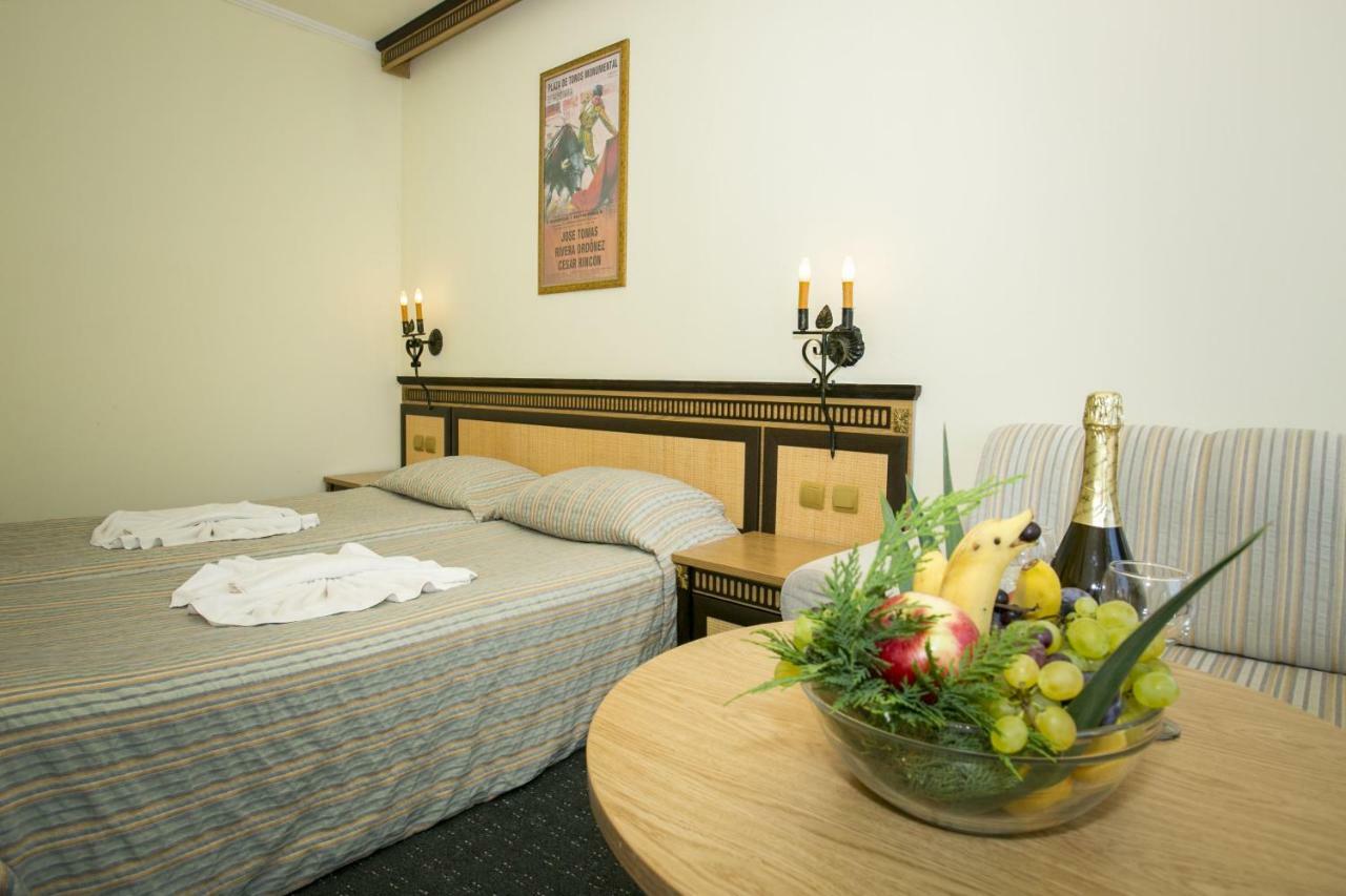 Andalucia Beach Hotel 엘레니테 외부 사진
